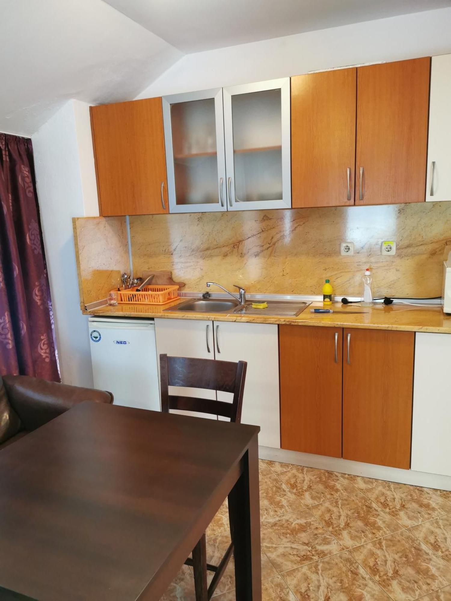 Jelezchevi Guest Rooms Primorsko Exteriör bild